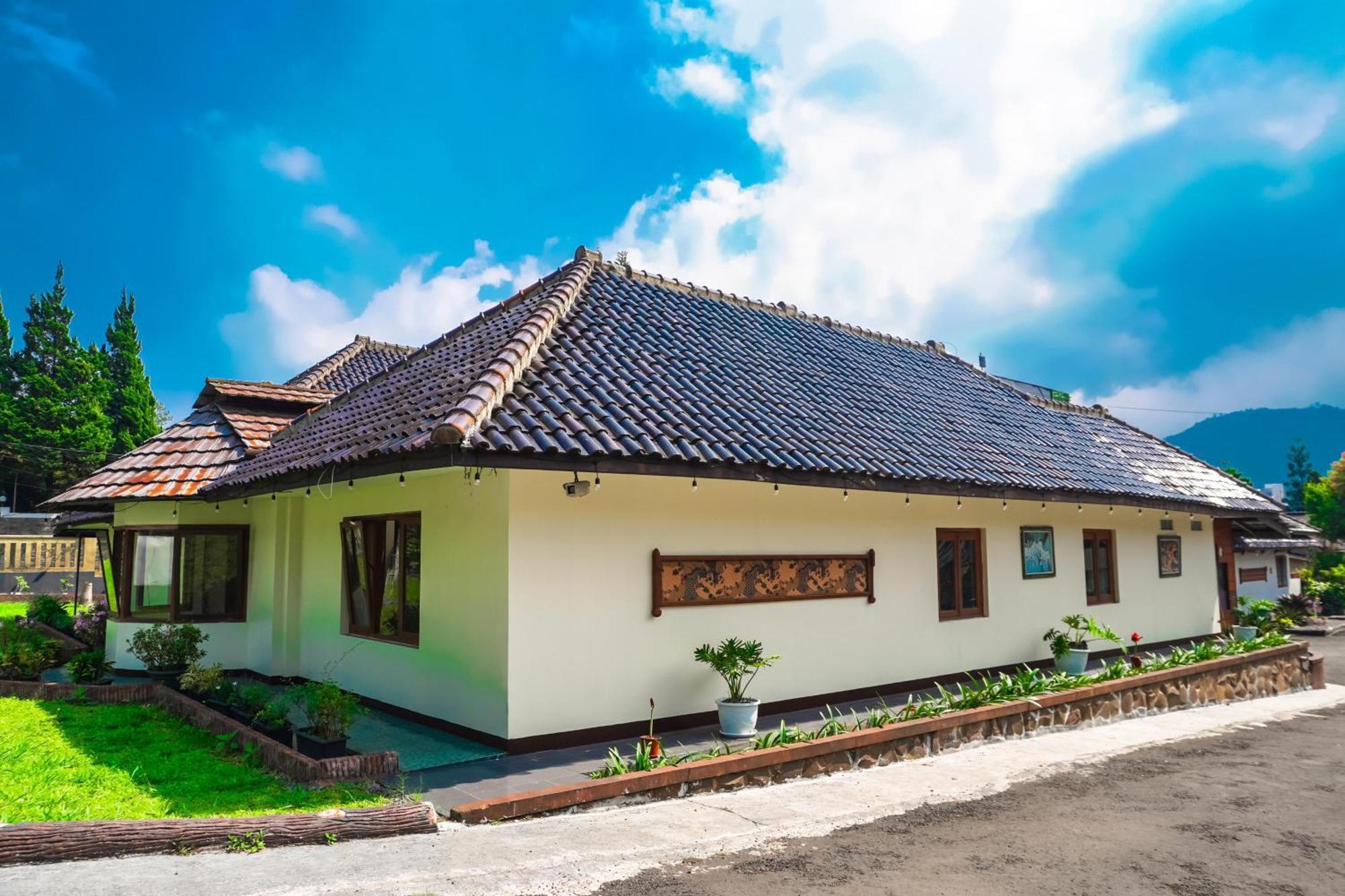 Hotel Maribaya *